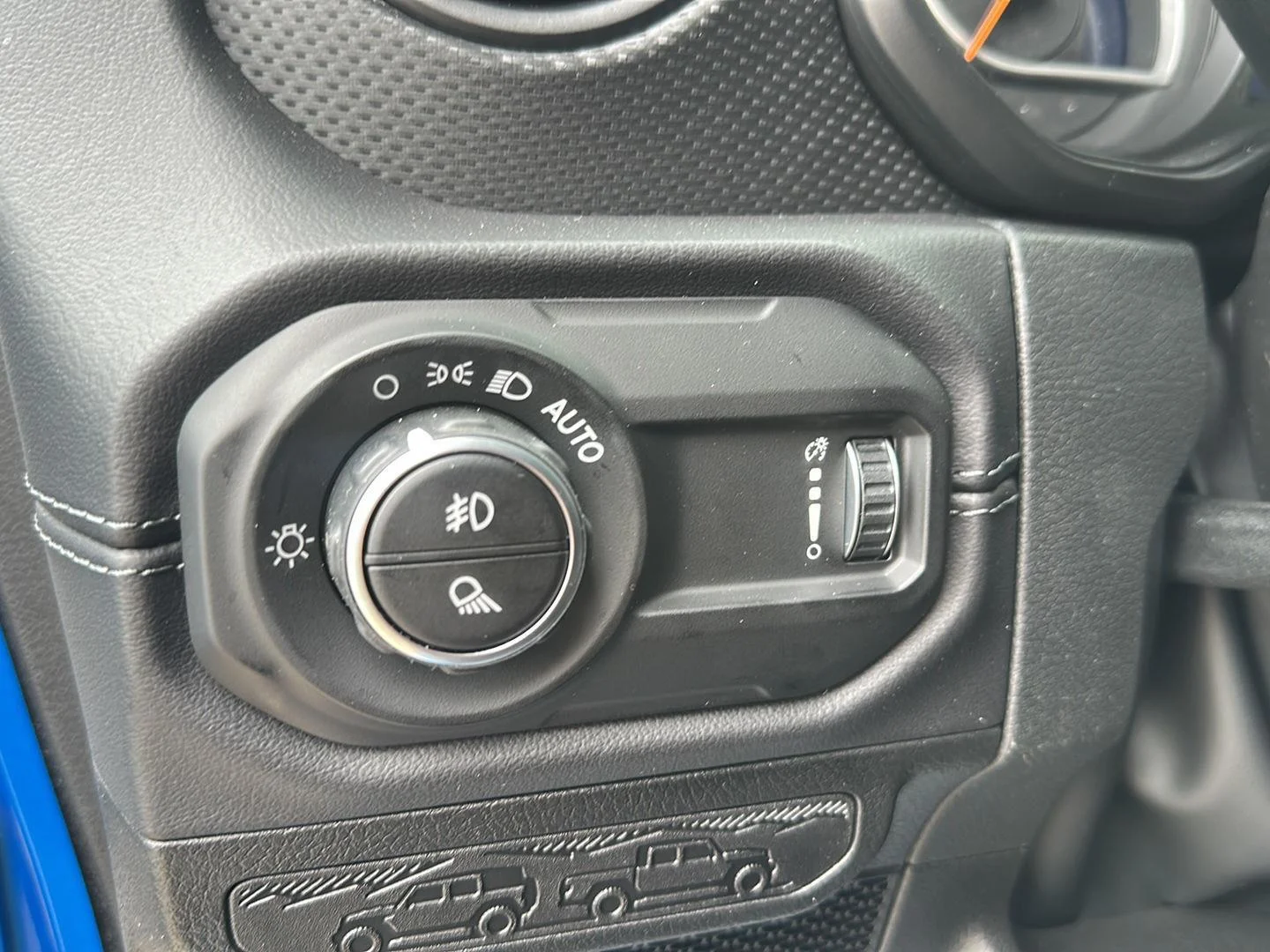 New 2026 Hydro Blue Pearlcoat Jeep Rubicon image 14