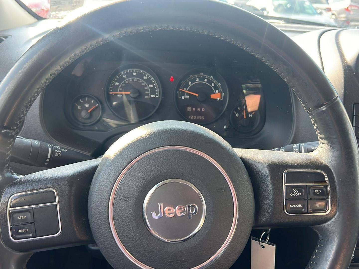 Used 2017 Black Clearcoat Jeep Latitude image 11
