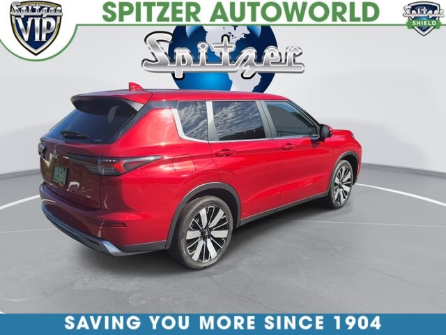 Used 2025  Mitsubishi SE image 9