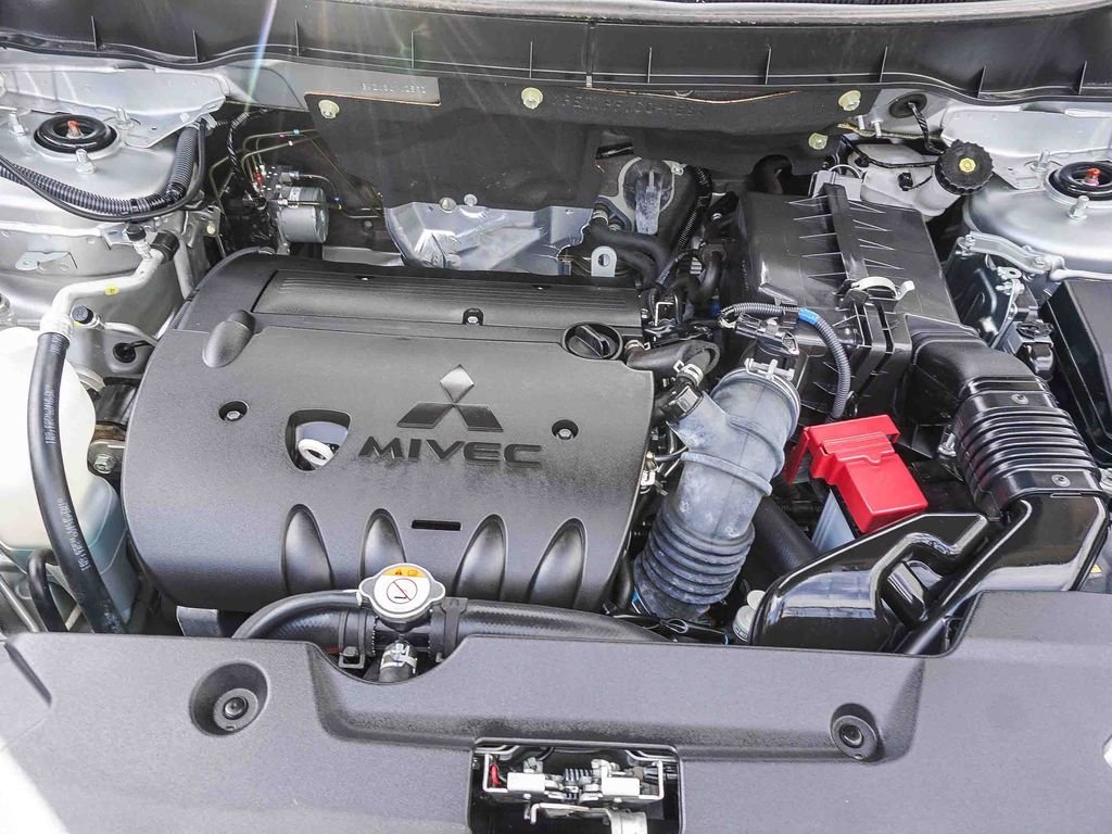 Used 2025 Silver Mitsubishi 2.0 ES image 25