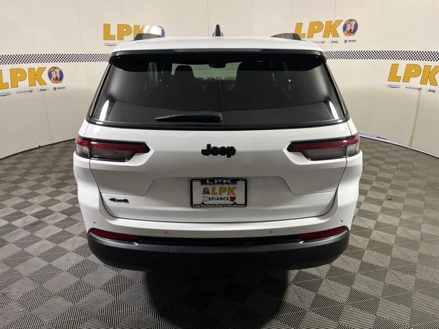 Used 2024 Bright White Clearcoat Jeep Altitude X image 4