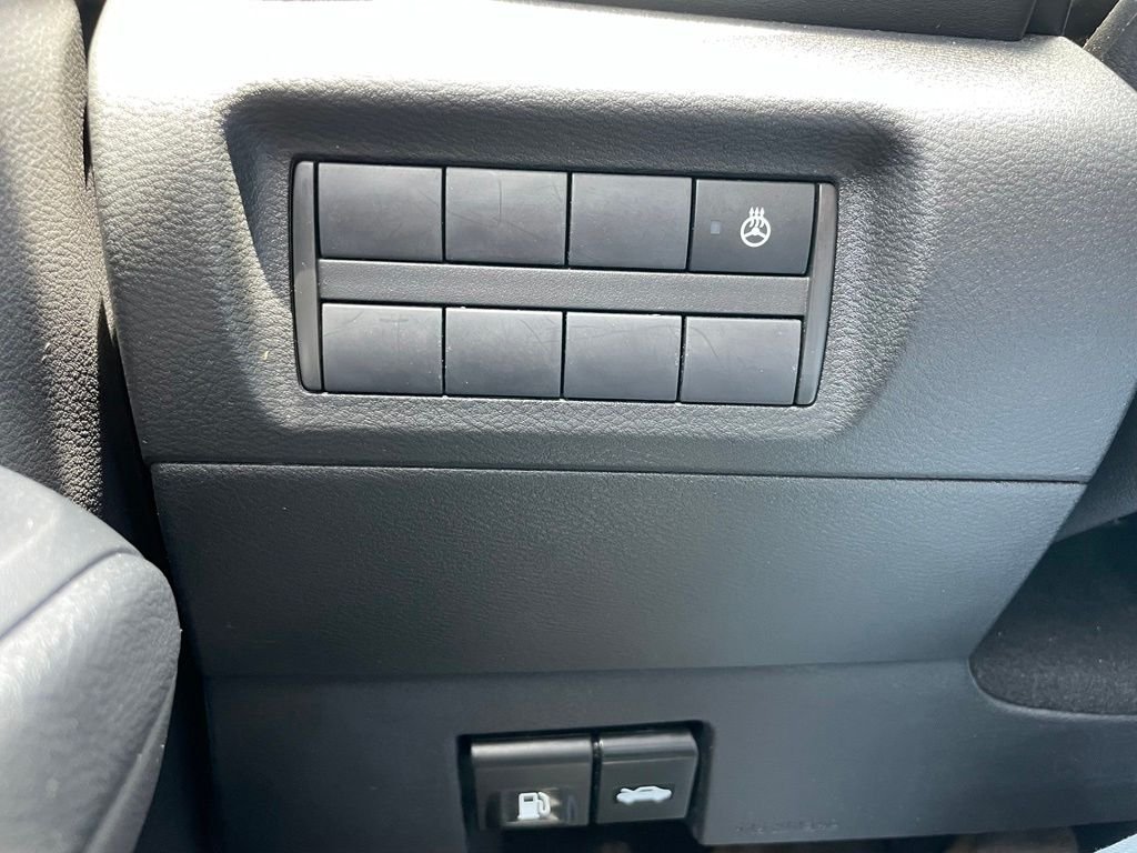 Used 2024 Gray Nissan SR image 38