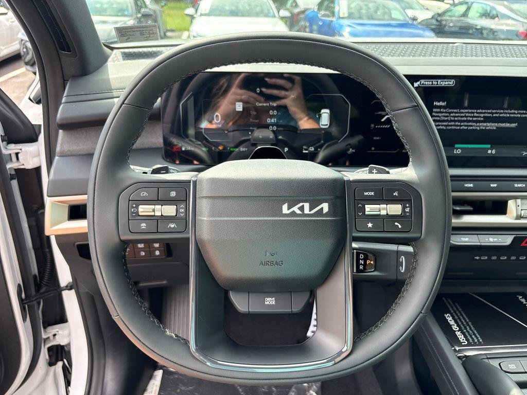 New 2027 Glacial White Pearl Kia SX image 16