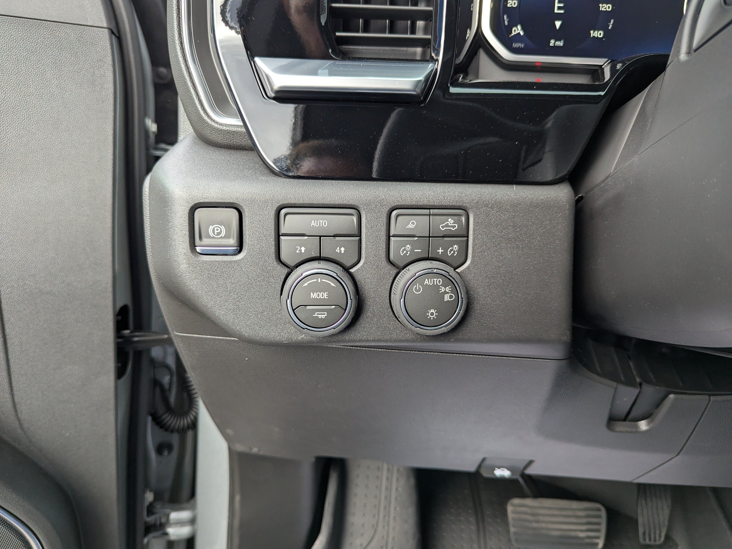2026 Chevrolet Silverado 1500 LT - Photo 12