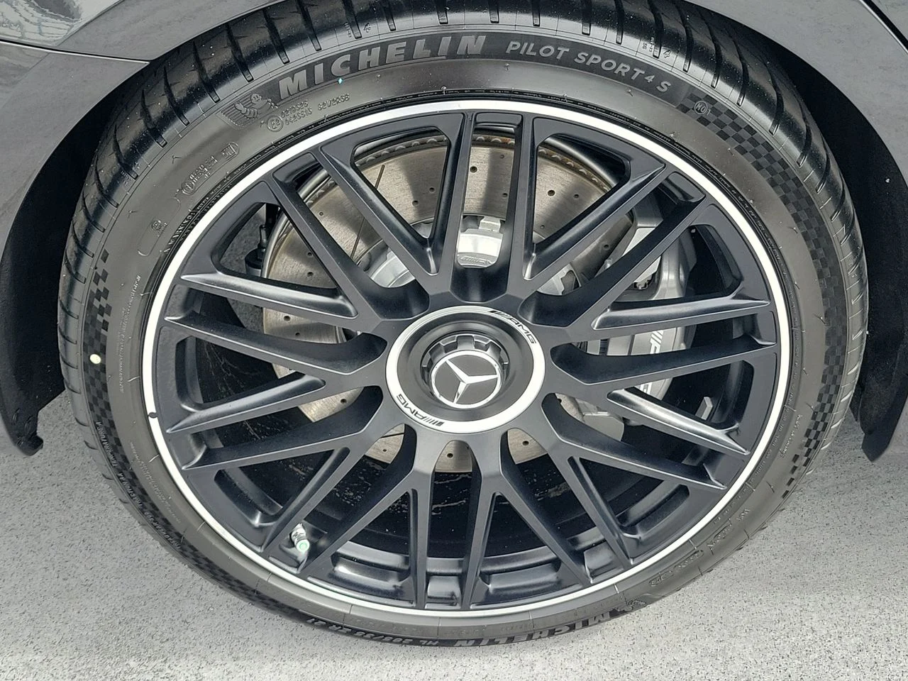 New 2026 Graphite Grey Metallic Mercedes-Benz AMG® S 63 E 4MATIC® Sedan image 7