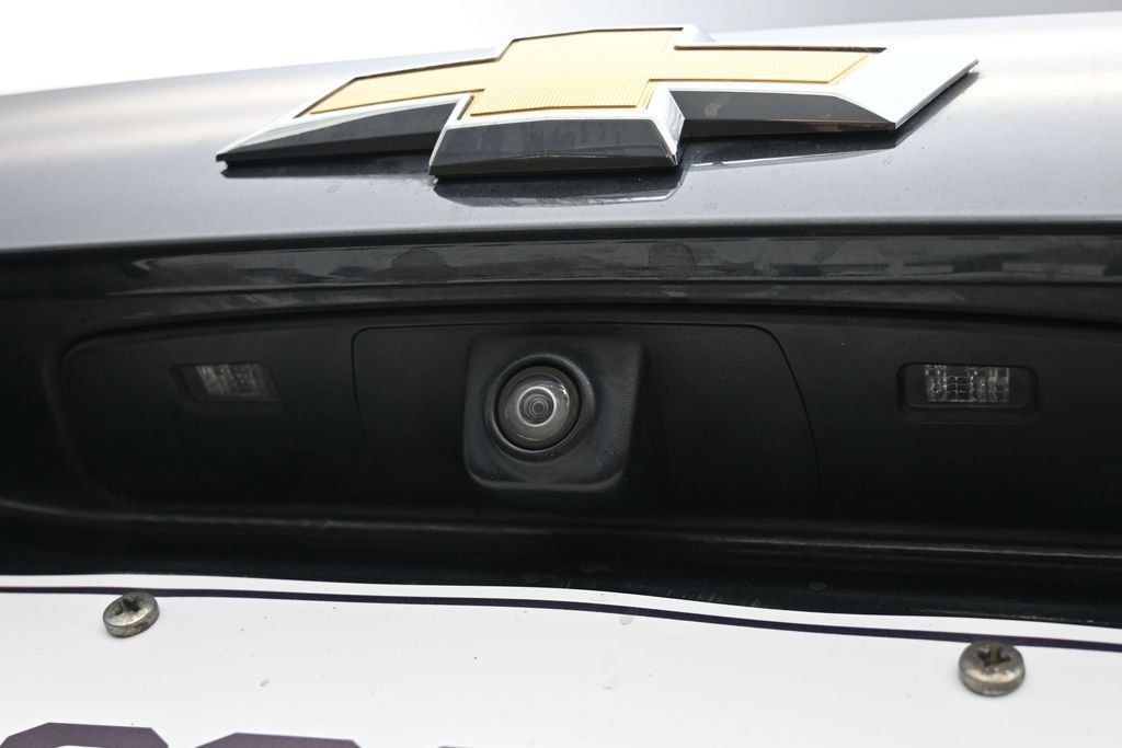 Used 2020 Gray Chevrolet LT image 16
