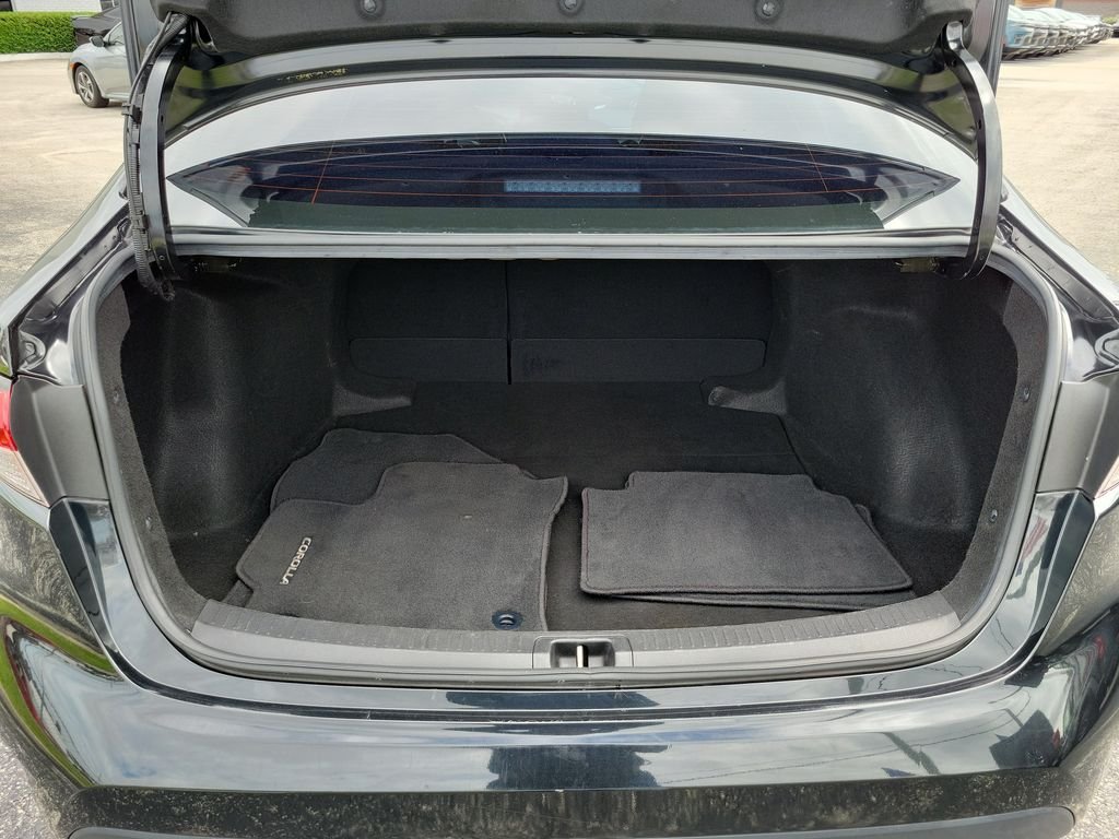 Used 2020 Black Toyota LE image 8