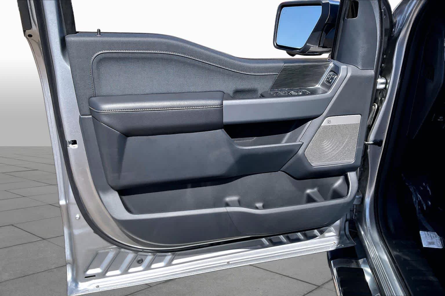 New 2026 Iconic Silver Metallic Ford Lariat® image 10