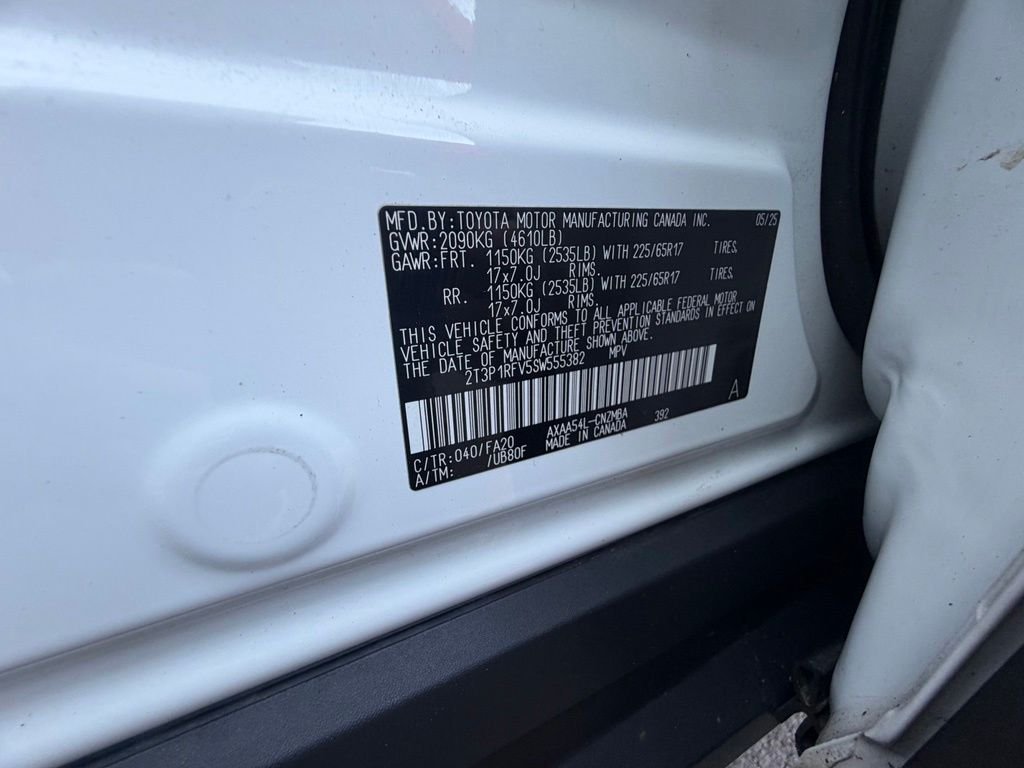 Used 2025 Ice Toyota XLE image 50