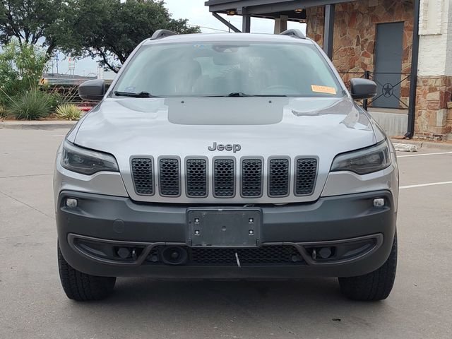 Used 2021 Silver Jeep Trailhawk image 8
