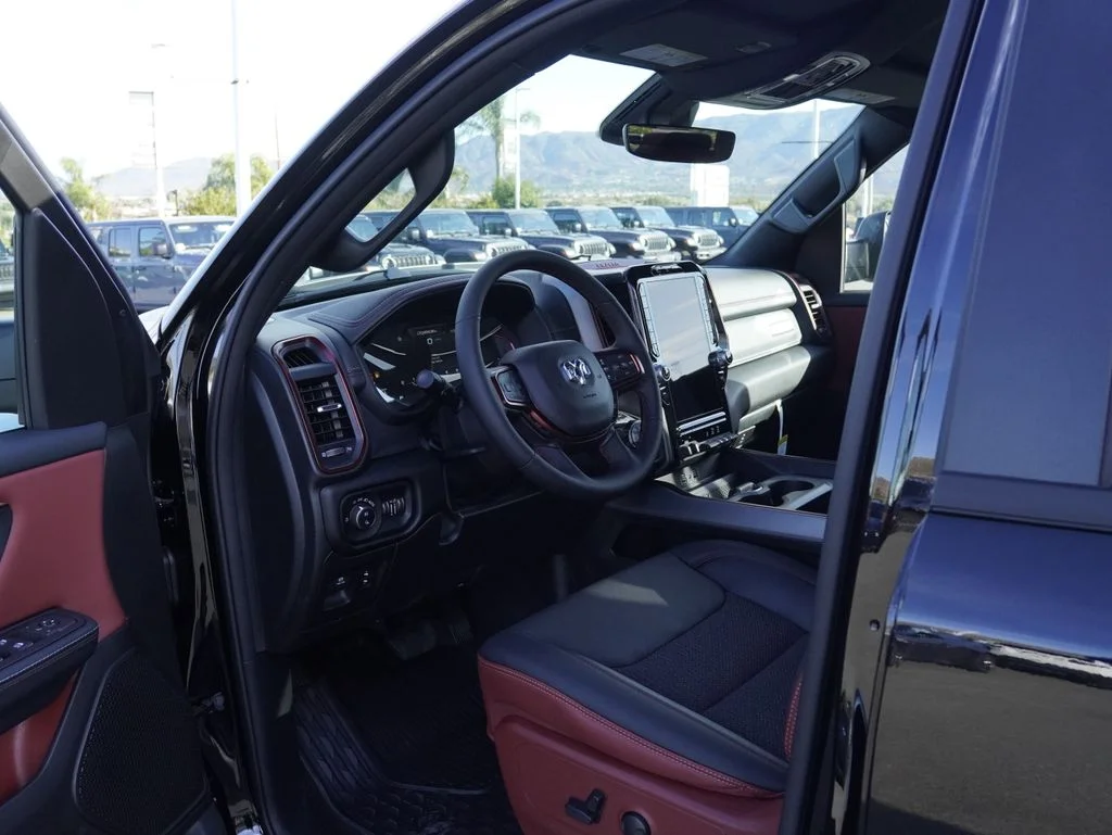 New 2026 Diamond Black Crystal Pearl-Coat Exterior Paint RAM Rebel image 26