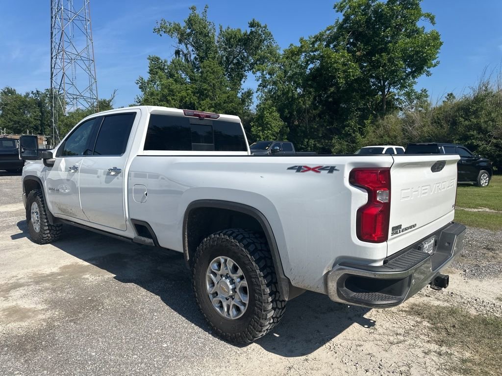 Used 2024 Summit White Chevrolet LTZ image 10