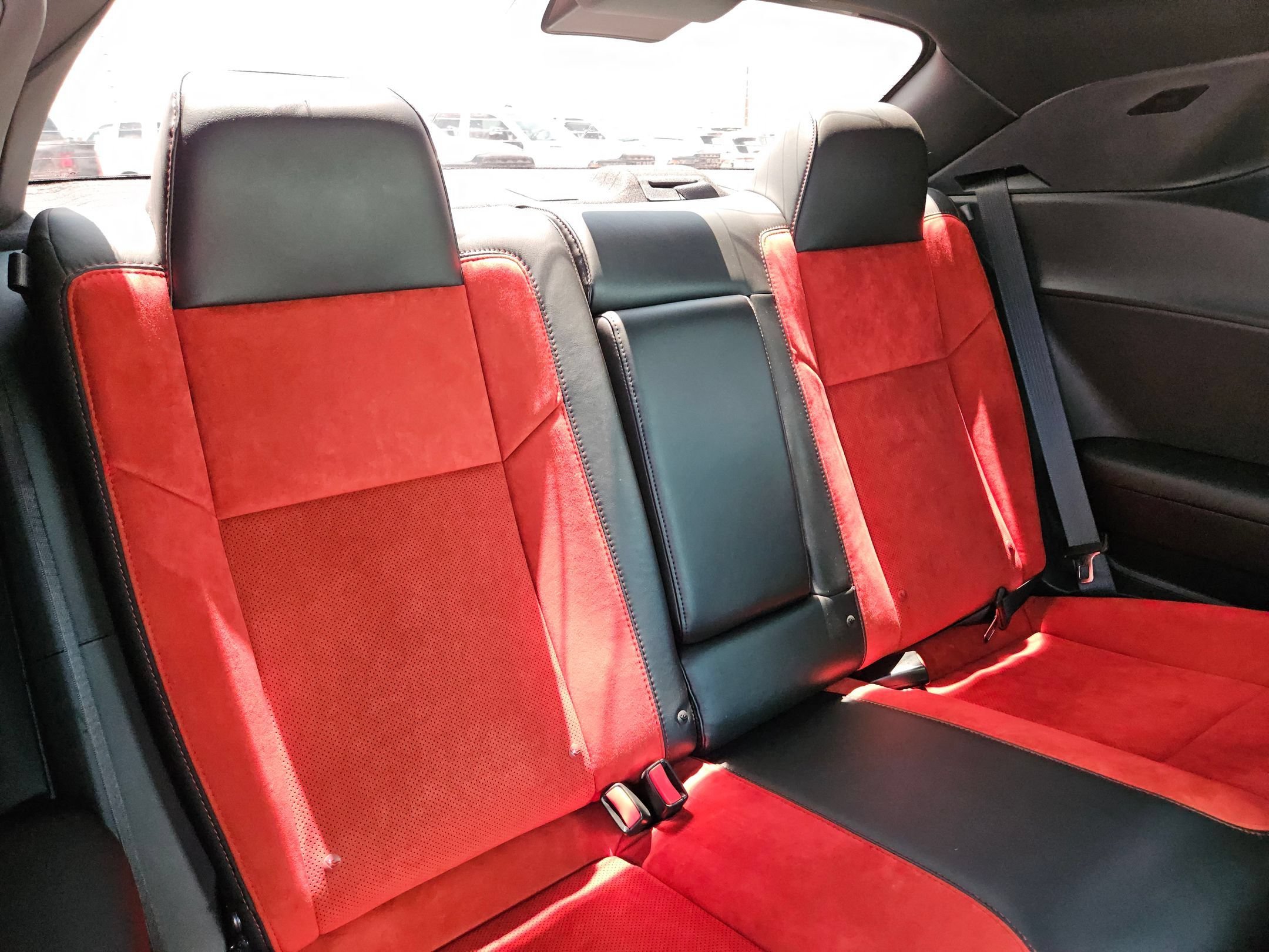 Used 2016 Torred Clearcoat Dodge 392 Hemi Scat Pack Shaker image 25