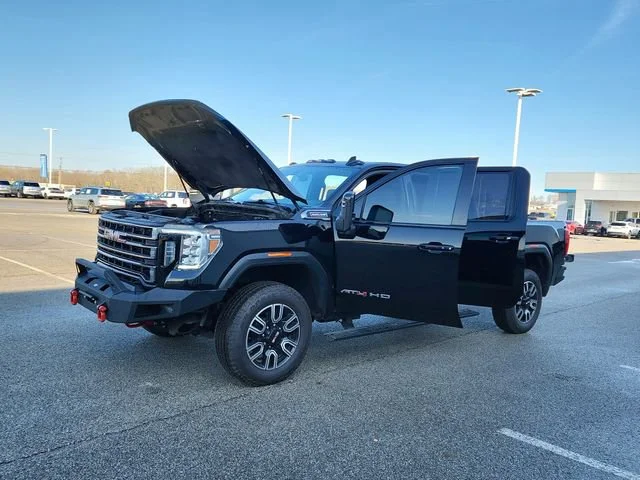 2022 GMC Sierra 2500HD AT4 - Photo 9