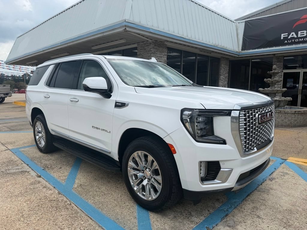 2024 GMC Yukon Denali - Photo 2