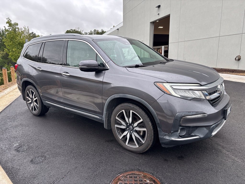 Used 2021 Modern Steel Metallic Honda Touring image 3