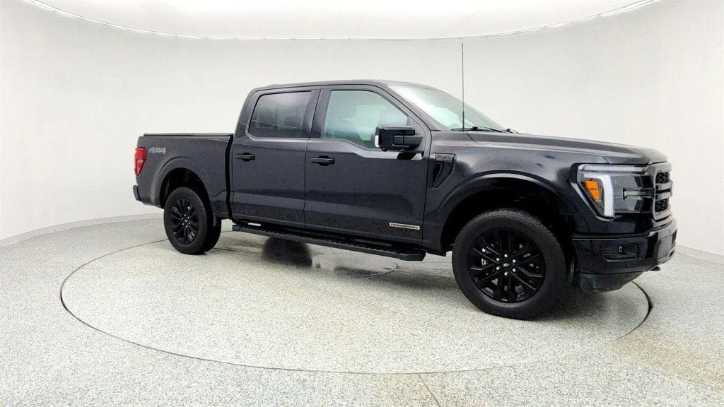 Used 2025 Agate Black Metallic Ford LARIAT 4WD SuperCrew 5.5