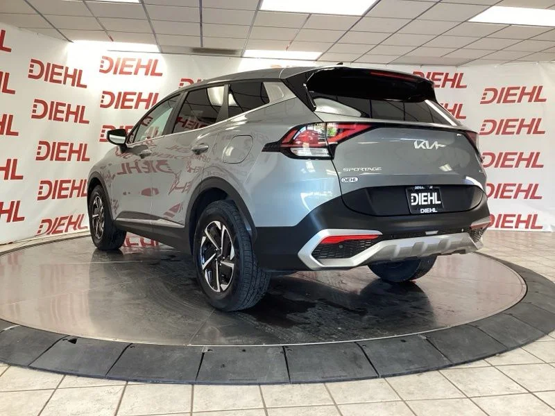 Used 2024 Gray Kia LX image 5