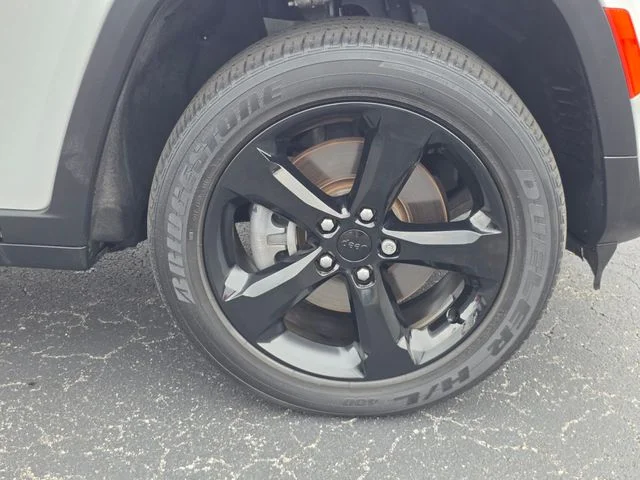 2023 Jeep Grand Cherokee L Altitude - Photo 17