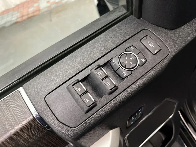 Used 2021 Black Ford Lariat image 17