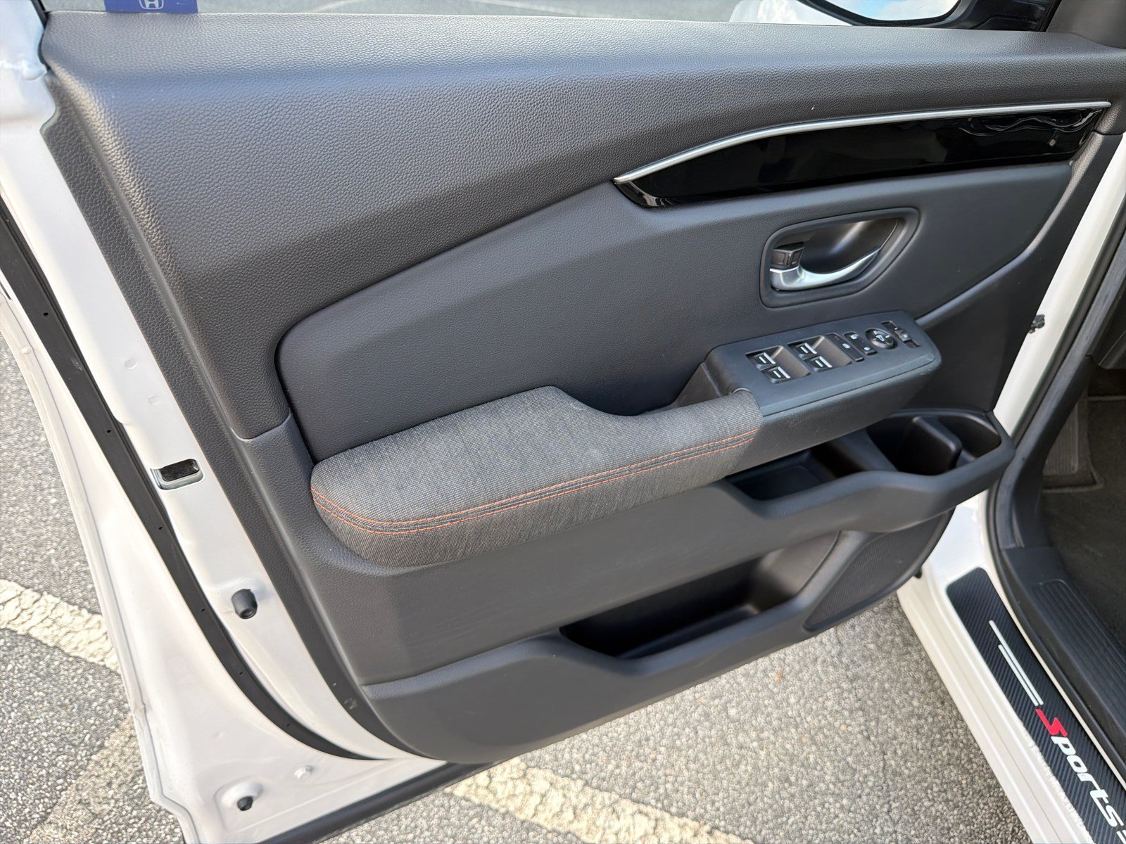 Used 2025 White Honda Sport image 10