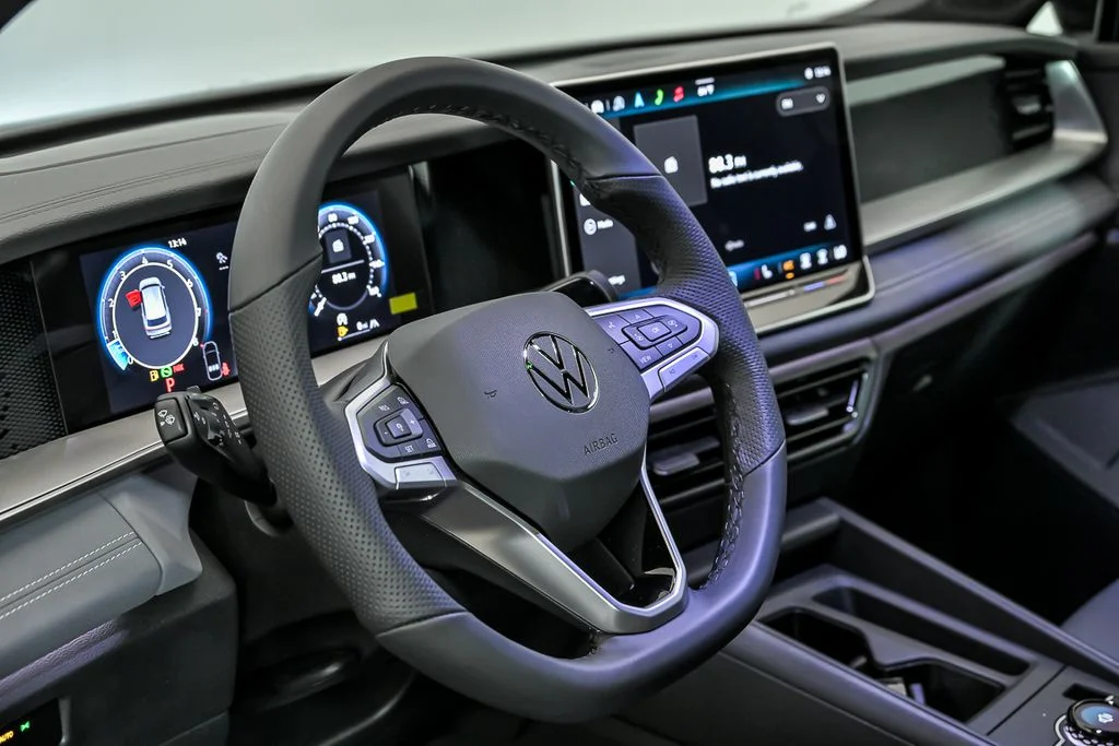 Certified Used 2026 Black Volkswagen 2.0T SE R-Line Black image 9