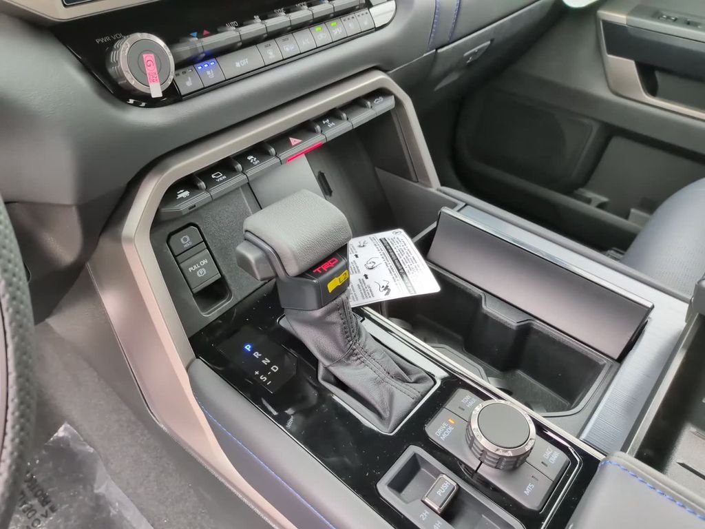 New 2026 Magnetic Gray Metallic Toyota  Platinum image 20