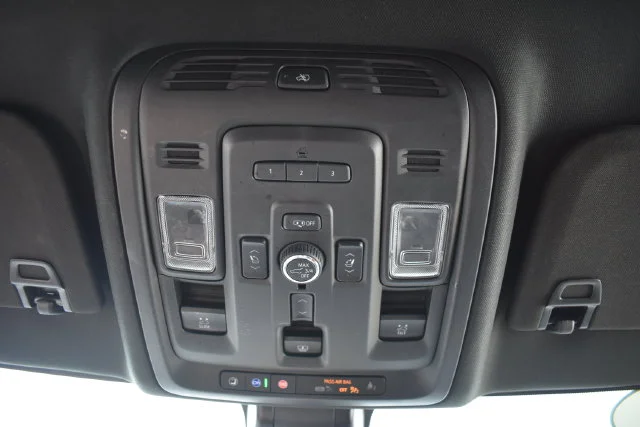 Used 2021 Black GMC Denali image 38