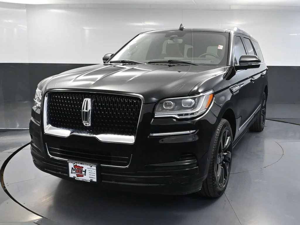 Certified Used 2024 Black Lincoln Reserve image 12