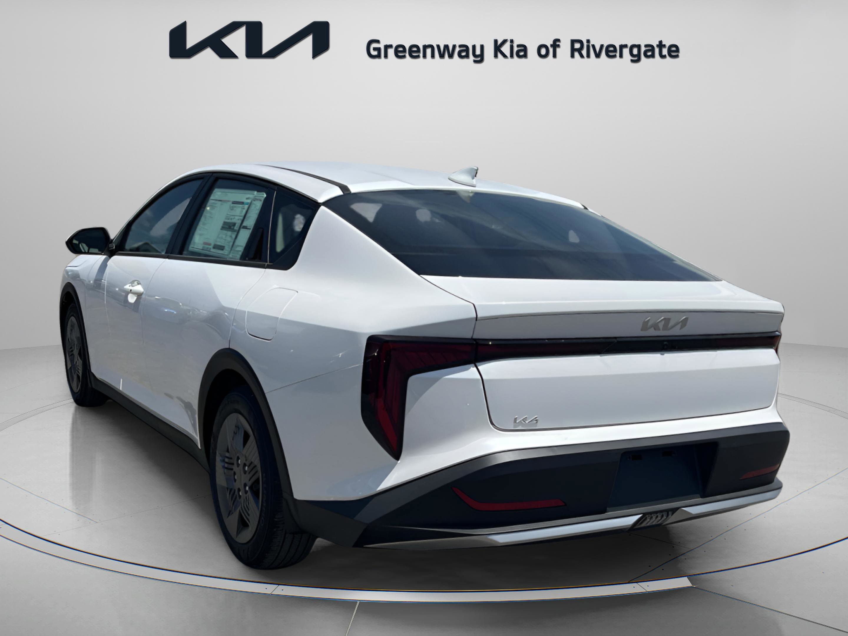 New 2026 Snow White Pearl Kia LX image 5