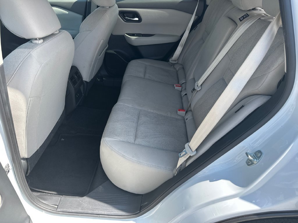 Used 2025 White Nissan SV image 21