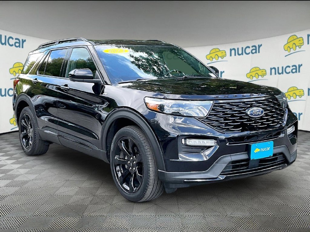 Used 2023 Black Ford XL image 1