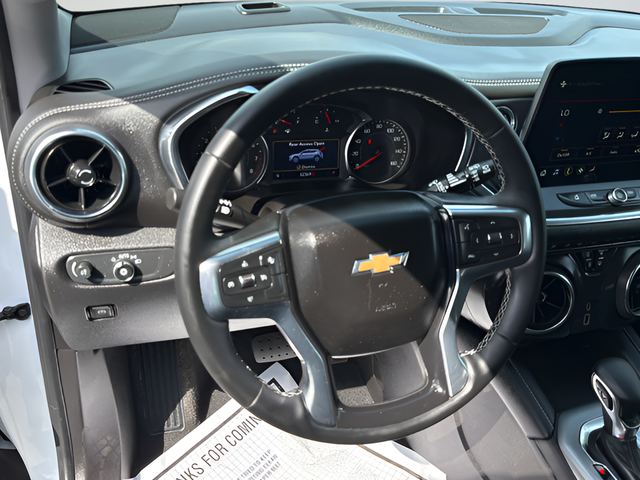 Used 2024 White Chevrolet LT image 13