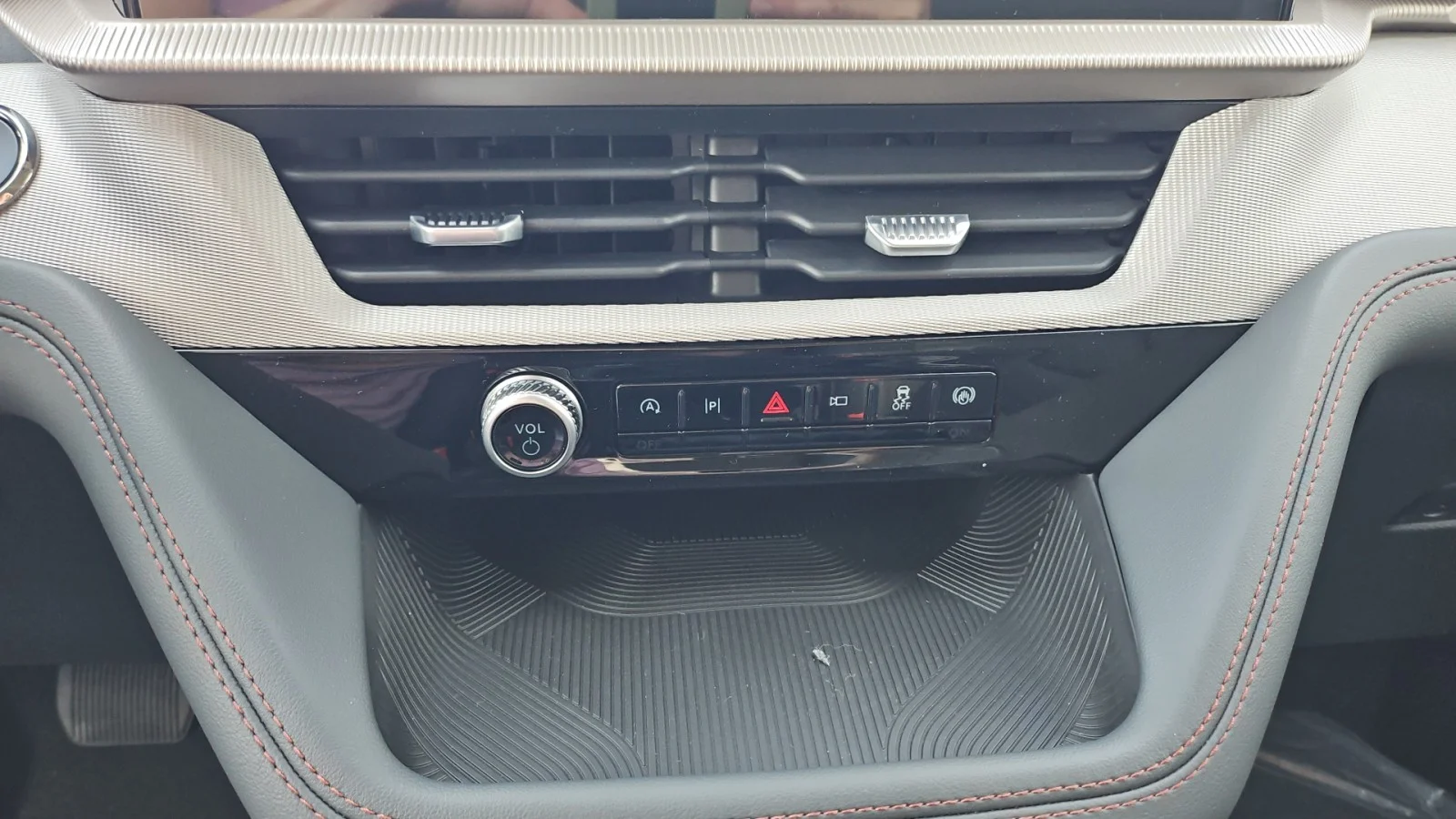 New 2026 Vapor Blue Metallic Ford Active image 16