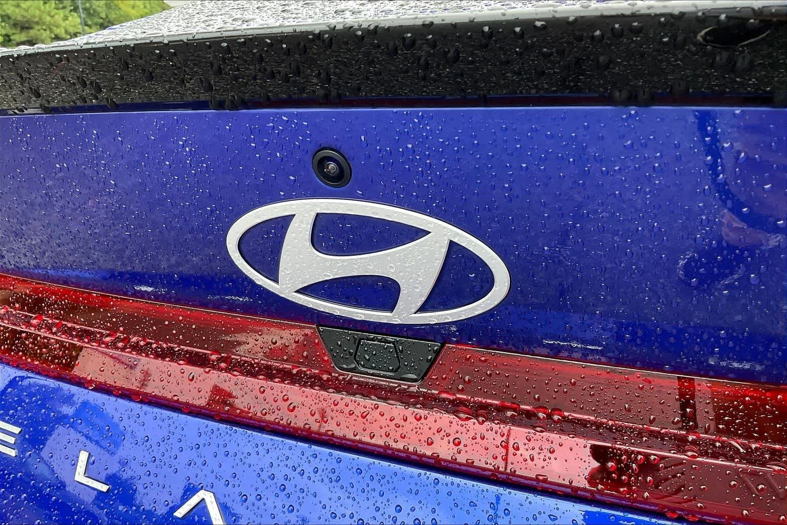 Used 2025 Intense Blue Hyundai SEL Sport image 30