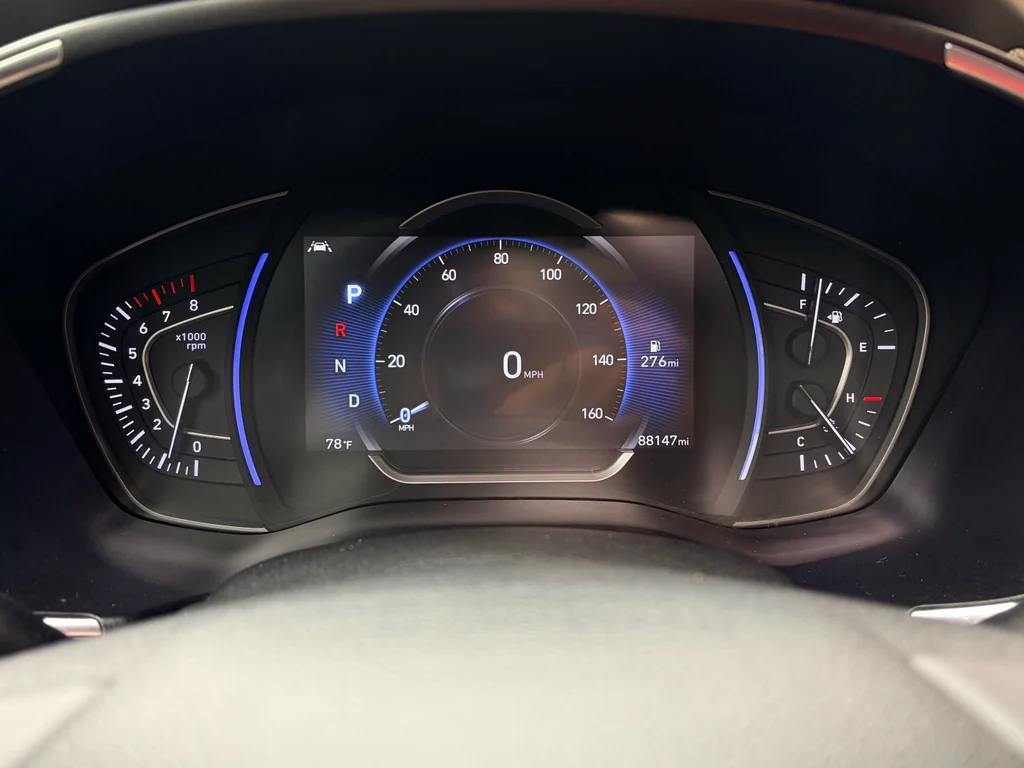 Used 2019 Scarlet Red Hyundai Ultimate image 17