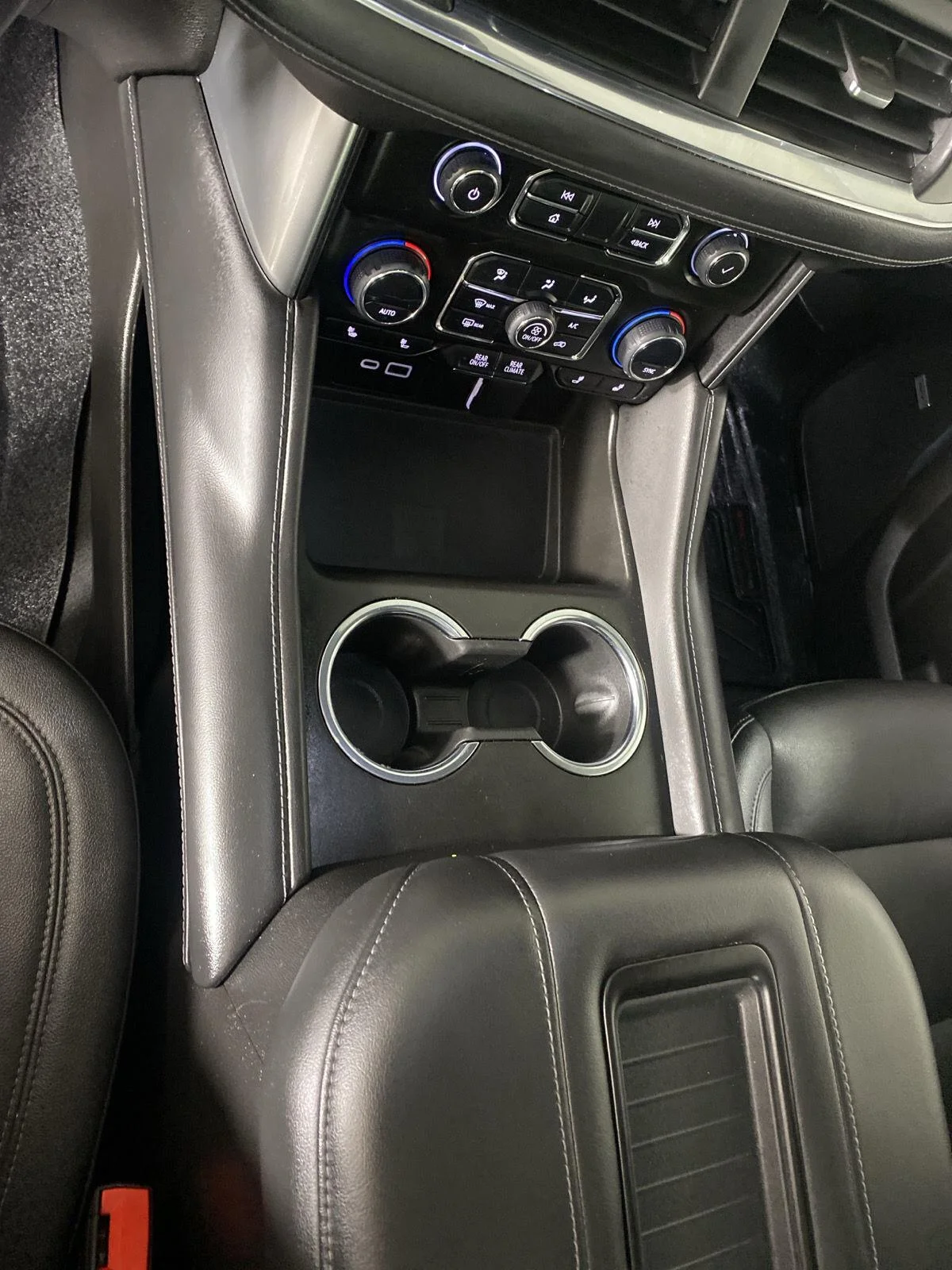 Used 2023 Summit White Chevrolet Z71 image 22