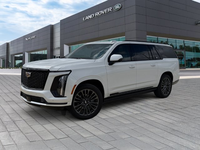 Used 2025 White Cadillac Sport Platinum image 1