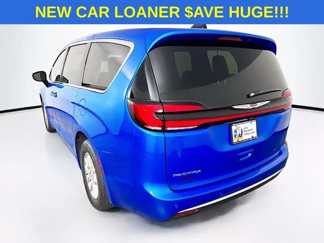 New 2026 Hydro Blue Pearl-Coat Exterior Paint Chrysler  image 5