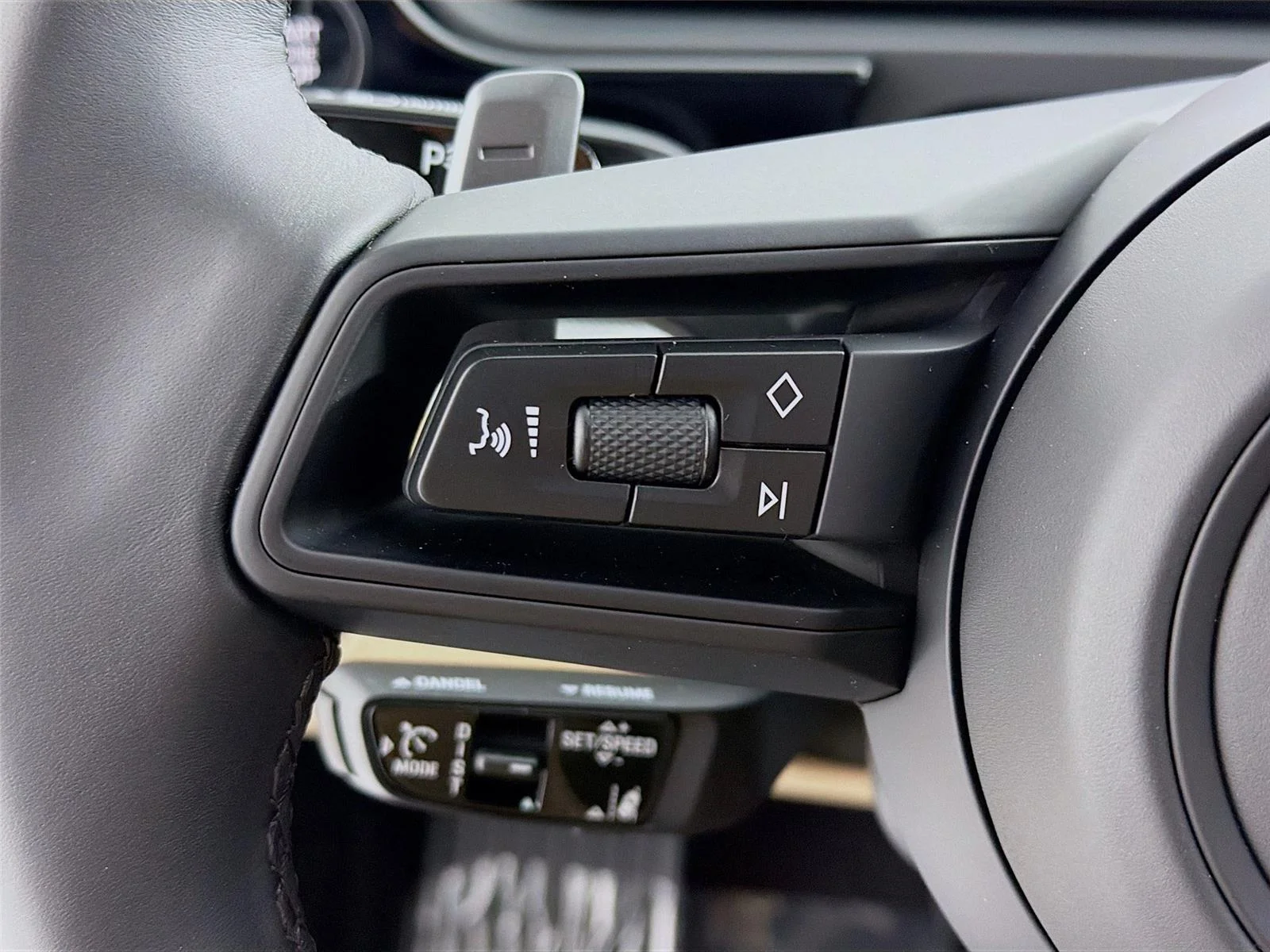2026 Porsche Cayenne Coup Base - Photo 14