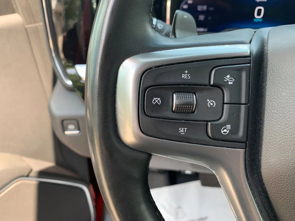 Used 2025 Red Chevrolet RST image 27