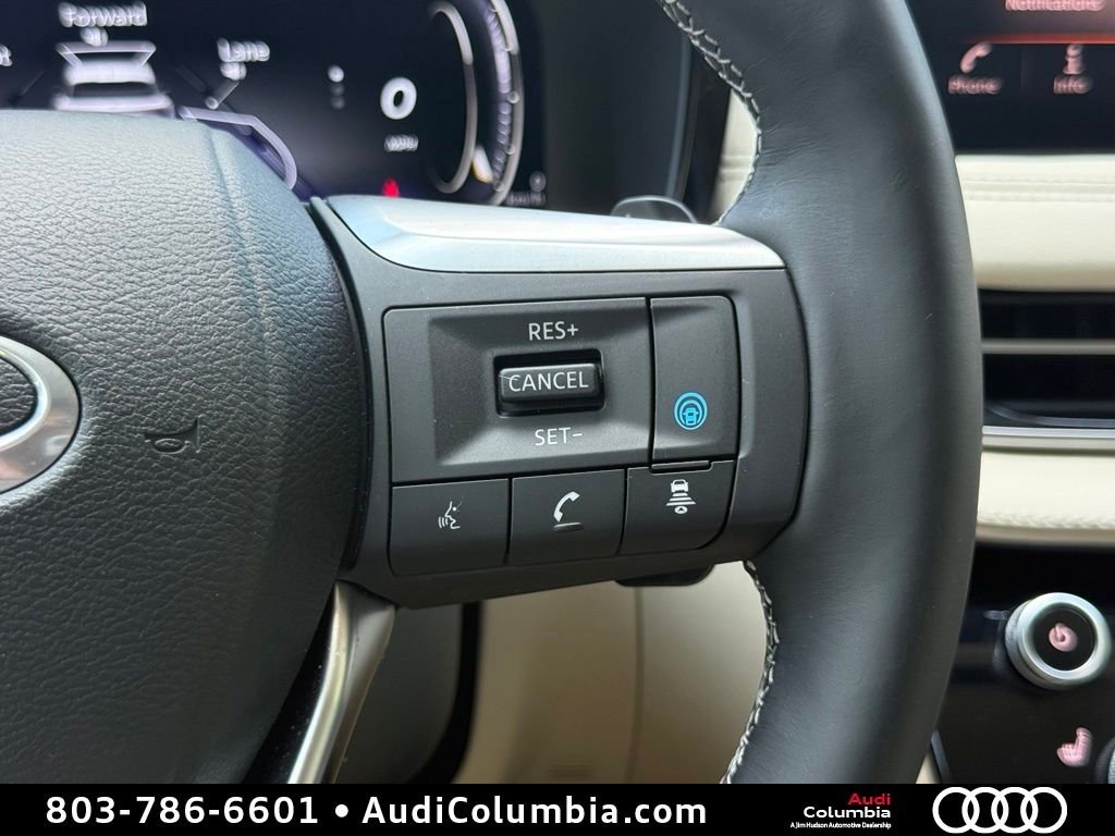 Used 2024 Silver INFINITI Sensory image 30