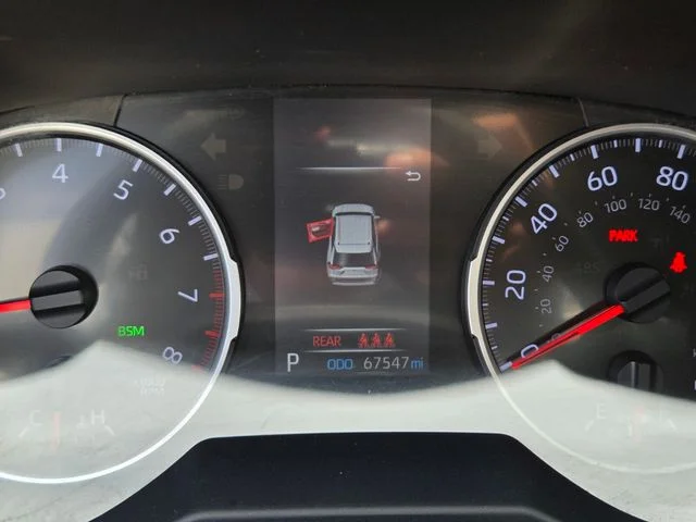 Used 2021 White Toyota XLE image 18