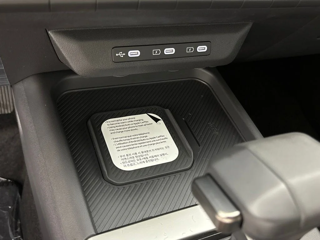 New 2027 Snow White Pearl / Black Roof Kia X-Line image 39