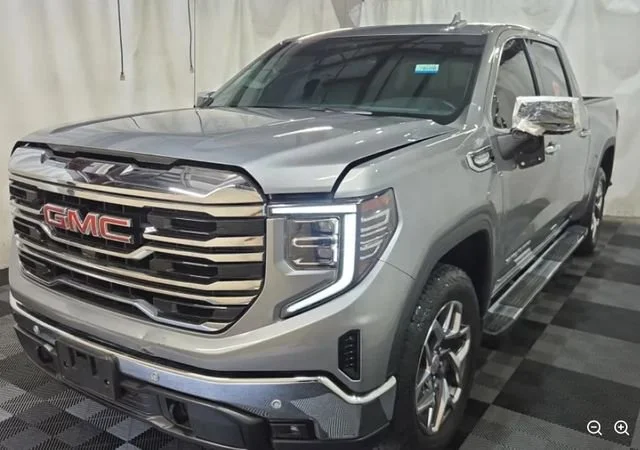 2024 GMC Sierra 2WD Crew Cab Short Box SLT's photo