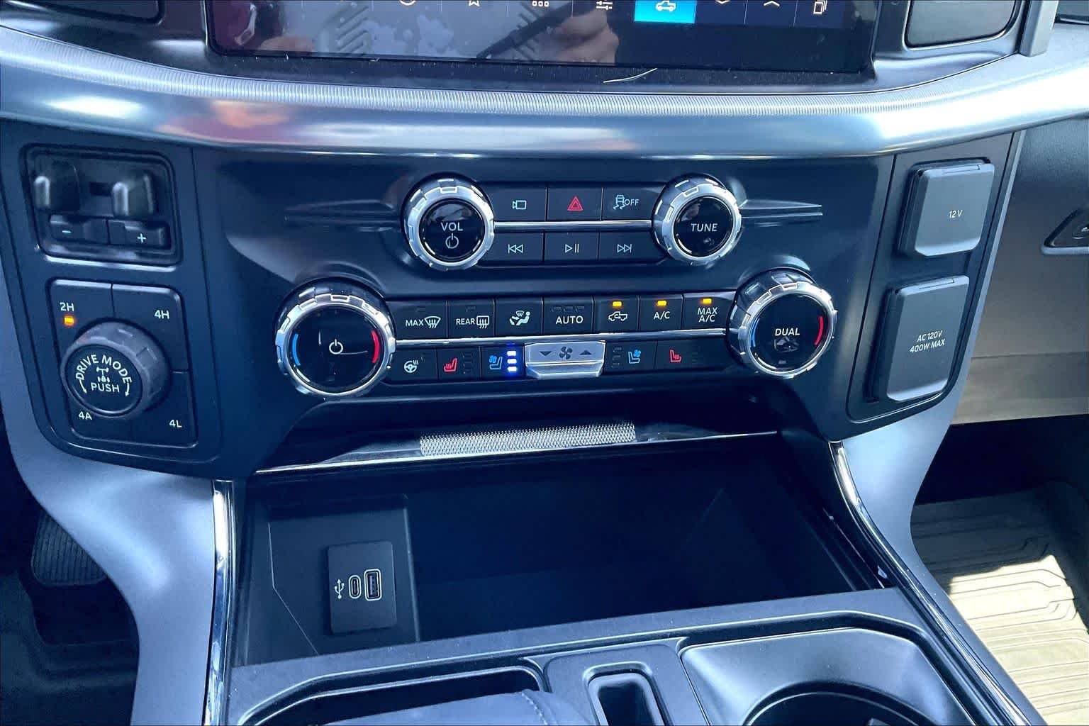 New 2026 BLACK Ford LARIAT image 19