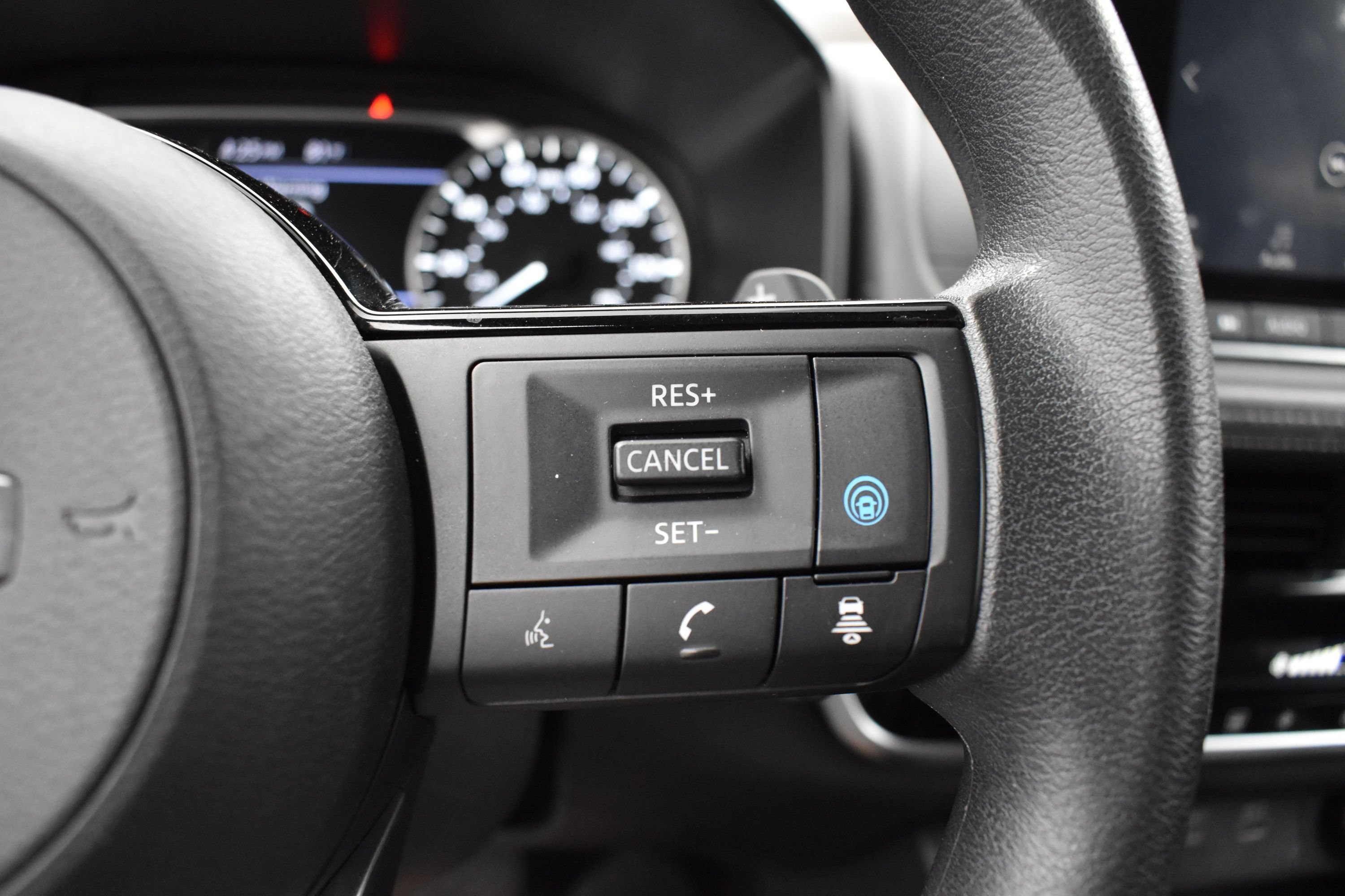 Used 2021 Pearl White Tricoat Nissan SV image 7