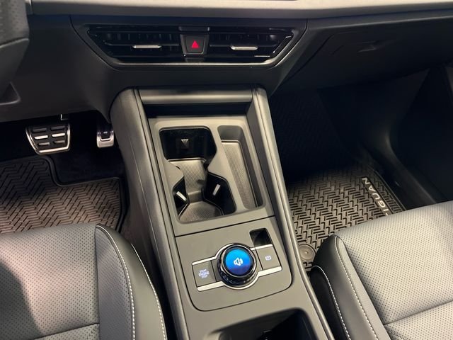 New 2026 White Volkswagen 2.0T SE R-Line Black image 20