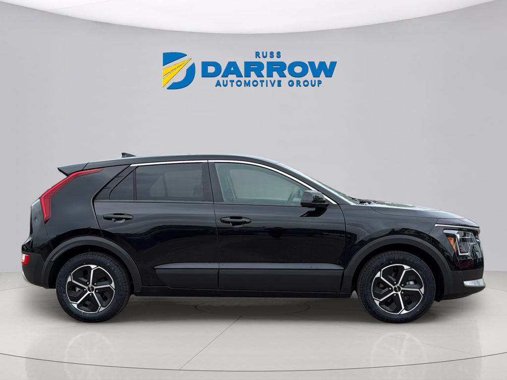 Used 2023 Aurora Black Pearl Kia LX image 6