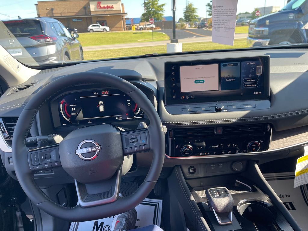 New 2026 Black Nissan Platinum image 16